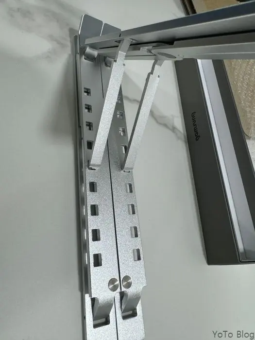 감성공장 2단 노트북 거치대 프로 퀄리티 1